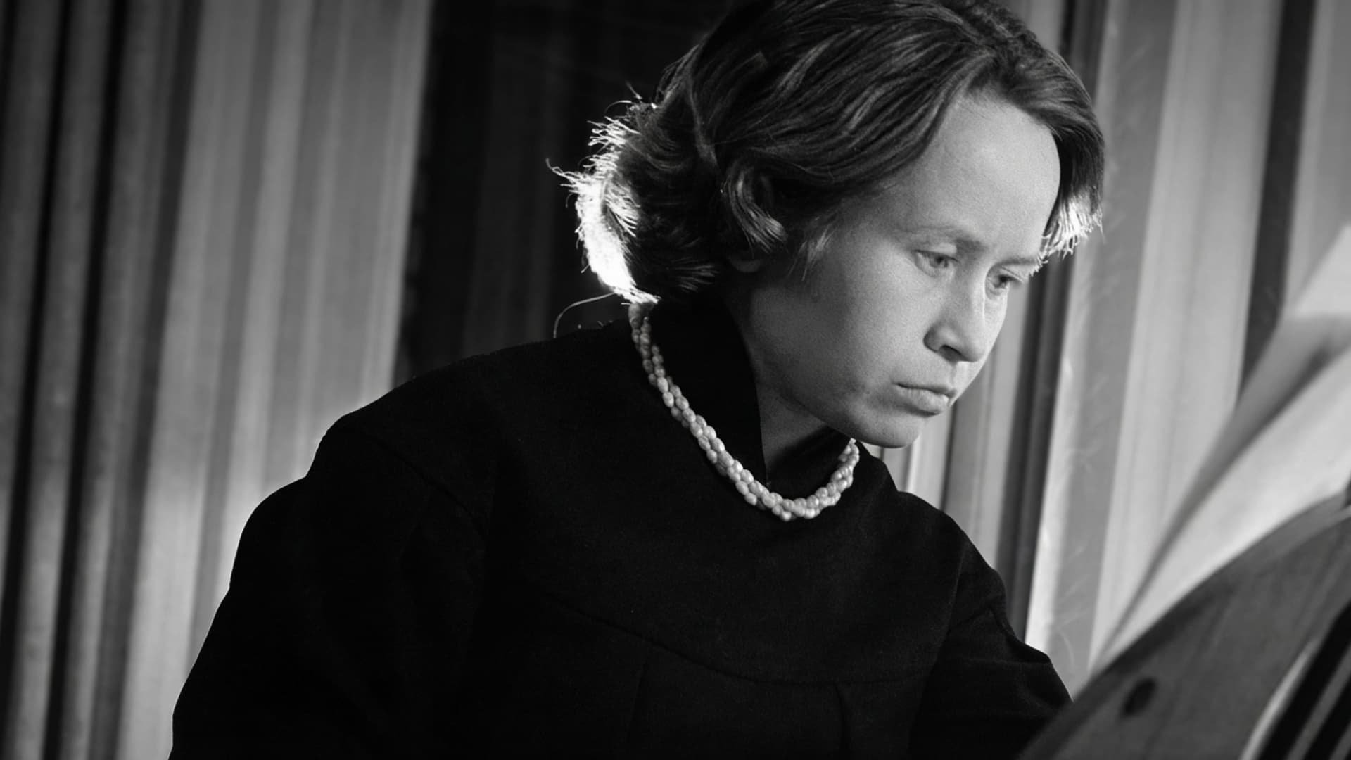 Александра Пахмутова. Женщина, которую поют